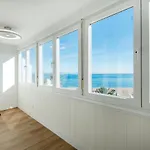 Magic Of The Ocean, Front Line In Playamar-parking, Sea Views, Pool, Tenis, Paddle, Wifi And Aircon *