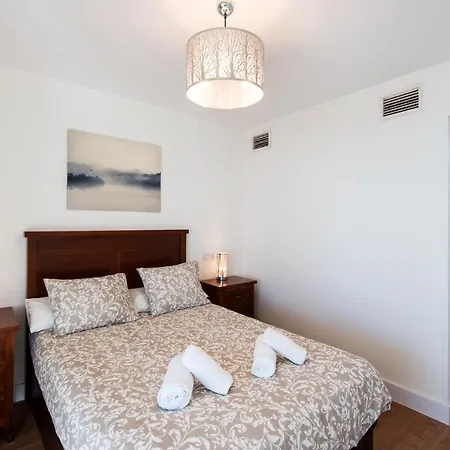 Appartamento Magic Of The Ocean, Front Line In Playamar-parking, Sea Views, Pool, Tenis, Paddle, Wifi And Aircon *