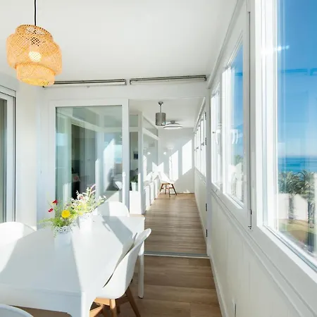 Magic Of The Ocean, Front Line In Playamar-parking, Sea Views, Pool, Tenis, Paddle, Wifi And Aircon