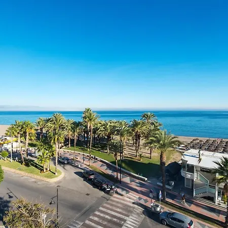 Magic Of The Ocean, Front Line In Playamar-parking, Sea Views, Pool, Tenis, Paddle, Wifi And Aircon Apartamento *