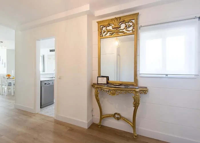 Magic Of The Ocean, Front Line In Playamar-parking, Sea Views, Pool, Tenis, Paddle, Wifi And Aircon