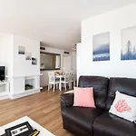 Magic Of The Ocean, Front Line In Playamar-parking, Sea Views, Pool, Tenis, Paddle, Wifi And Aircon Apartment