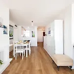 Magic Of The Ocean, Front Line In Playamar-parking, Sea Views, Pool, Tenis, Paddle, Wifi And Aircon Apartment *