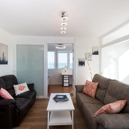 Magic Of The Ocean, Front Line In Playamar-parking, Sea Views, Pool, Tenis, Paddle, Wifi And Aircon *